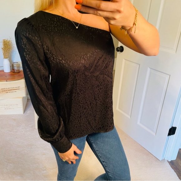 Socialite One Shoulder Long Sleeve Black Cheetah Print Blouse Top HOC Winter - Picture 3 of 5